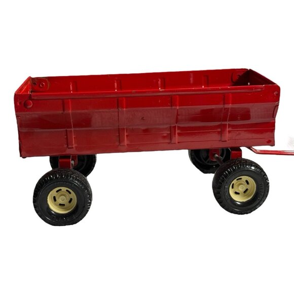 ERTL International Die Cast Harvester Tractor with Wagon - Picture 10 of 15